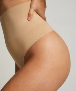 String Raffermissant Taille Haute Sans Coutures - Beige -Catrin La Lingerie Boutique 110070 2