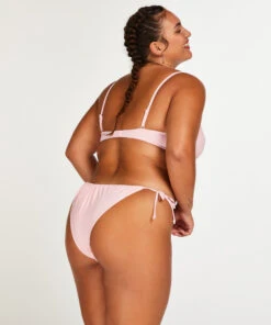 Bas De Bikini échancré Texture - Rose -Catrin La Lingerie Boutique 198793 13