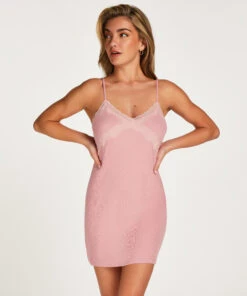 Robe En Dentelle Et Modal - Rose