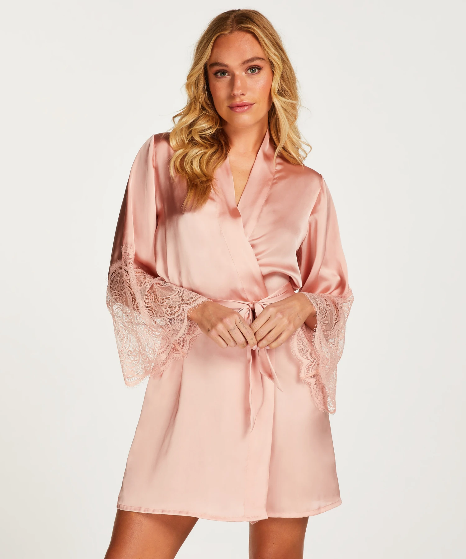 Kimono Satin - Rose 3 Kimono Satin - Rose